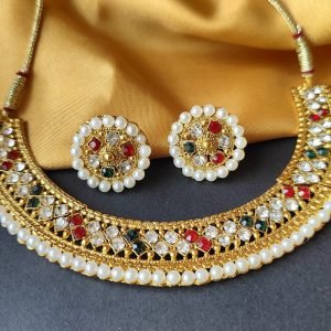 Traditional Kundan & Pearl Necklace Set